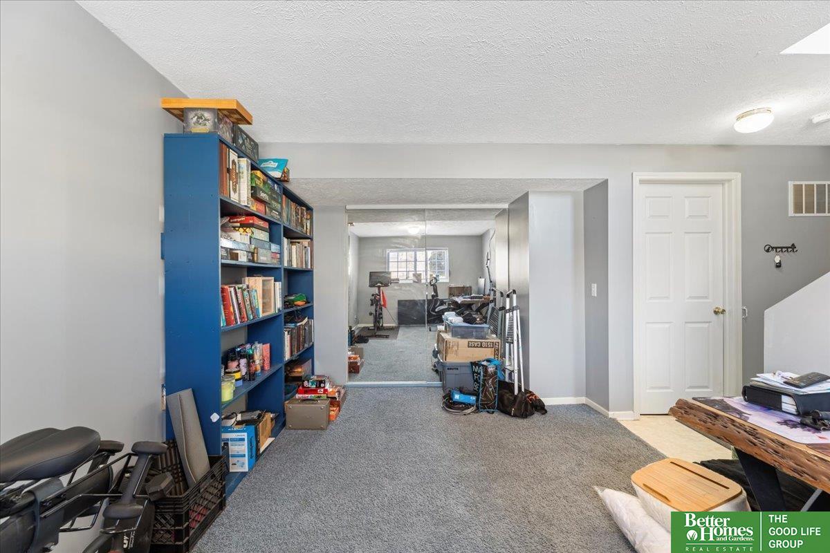 2703 Mesa Street