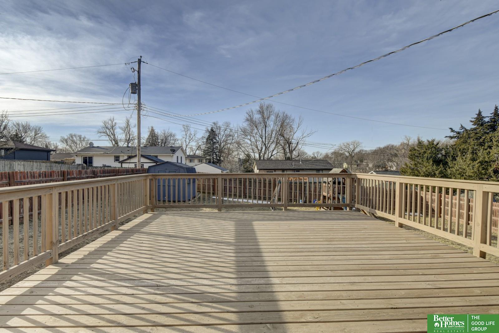 5023 Ernst Street