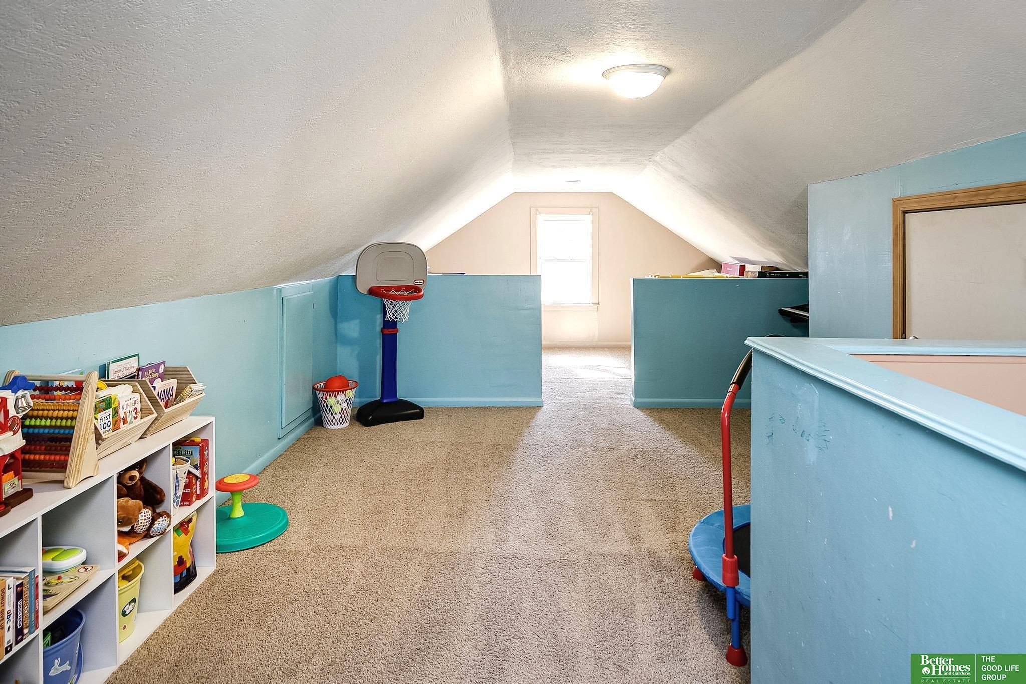 2302 N 69th Street