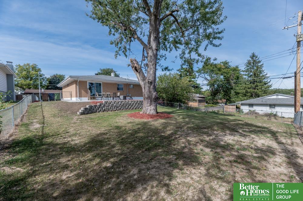 9405 Briarwood Lane