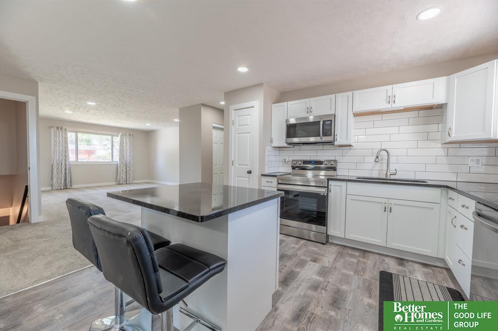 9405 Briarwood Lane