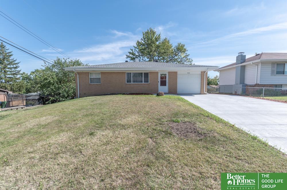 9405 Briarwood Lane