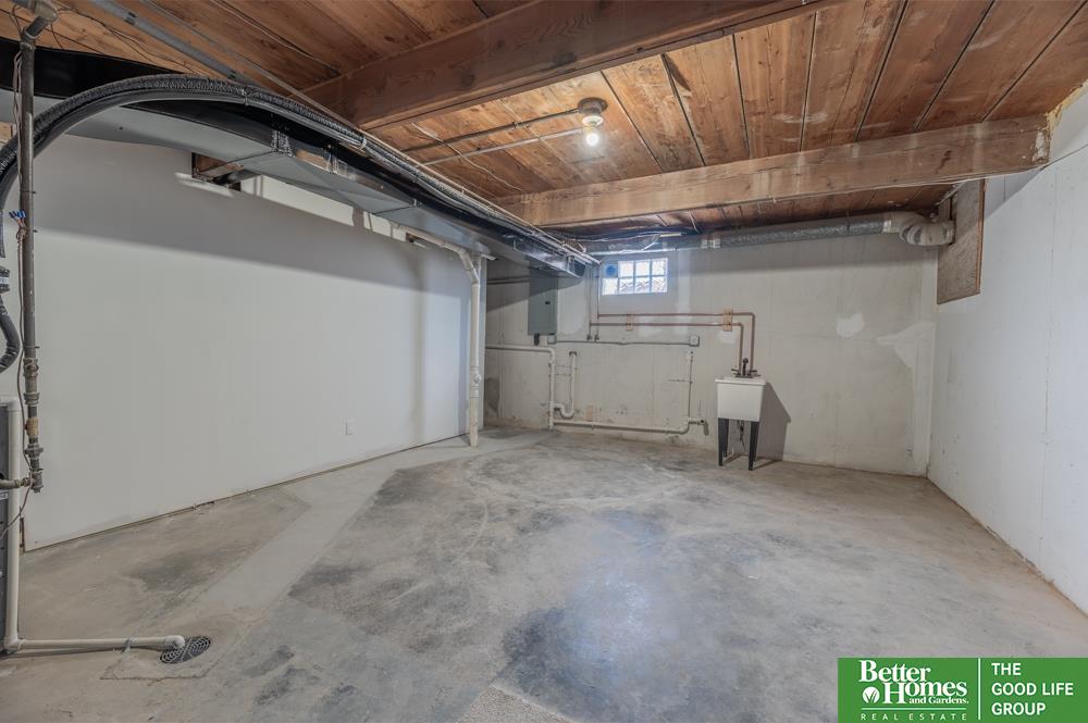 9405 Briarwood Lane