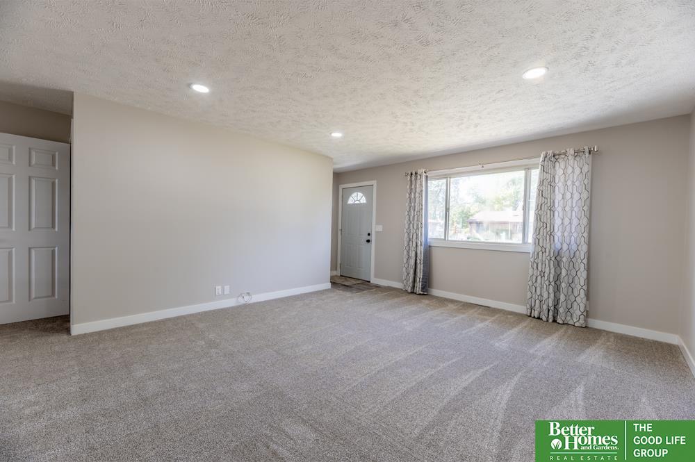 9405 Briarwood Lane