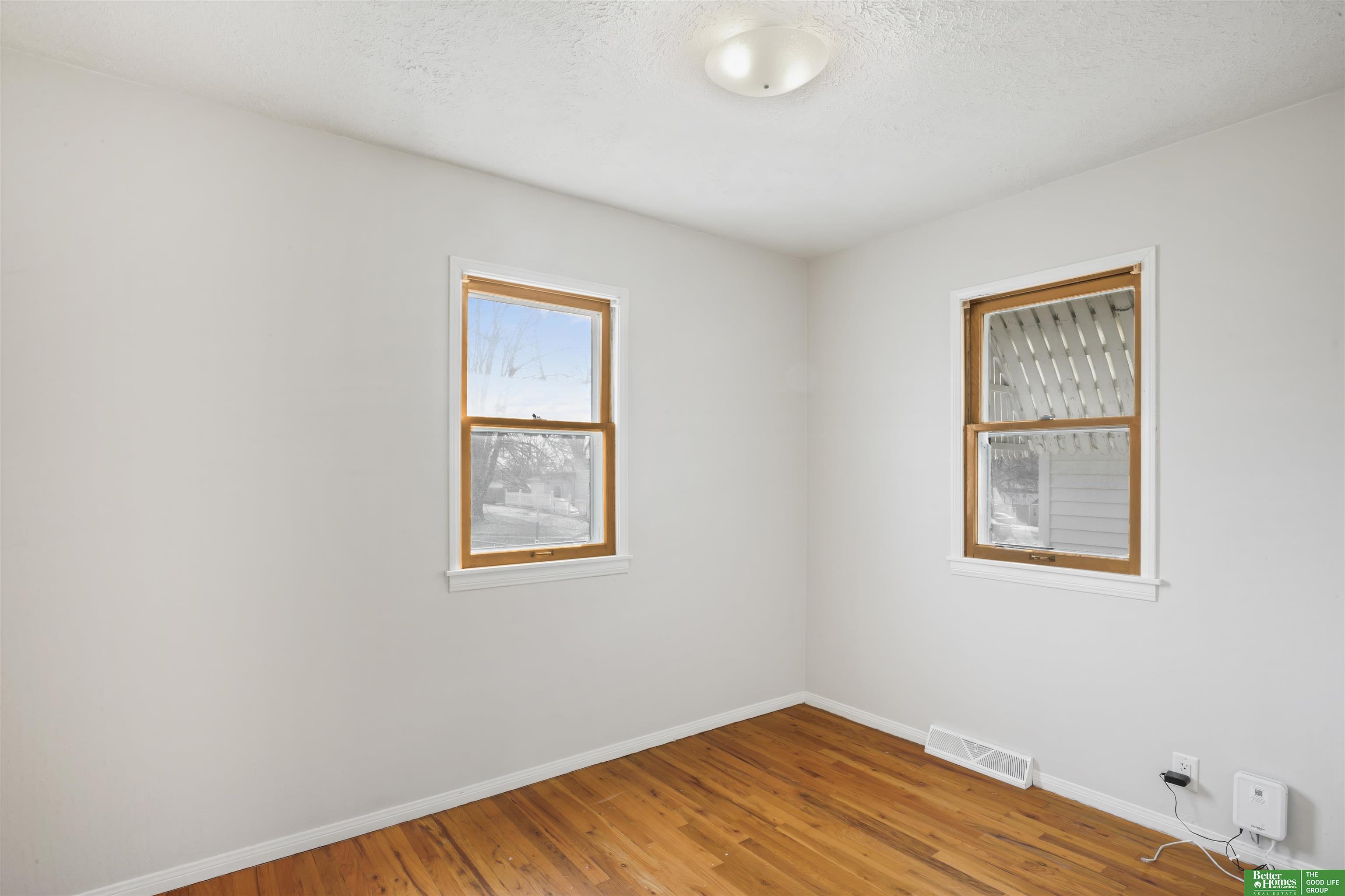 4864 S 54th Street