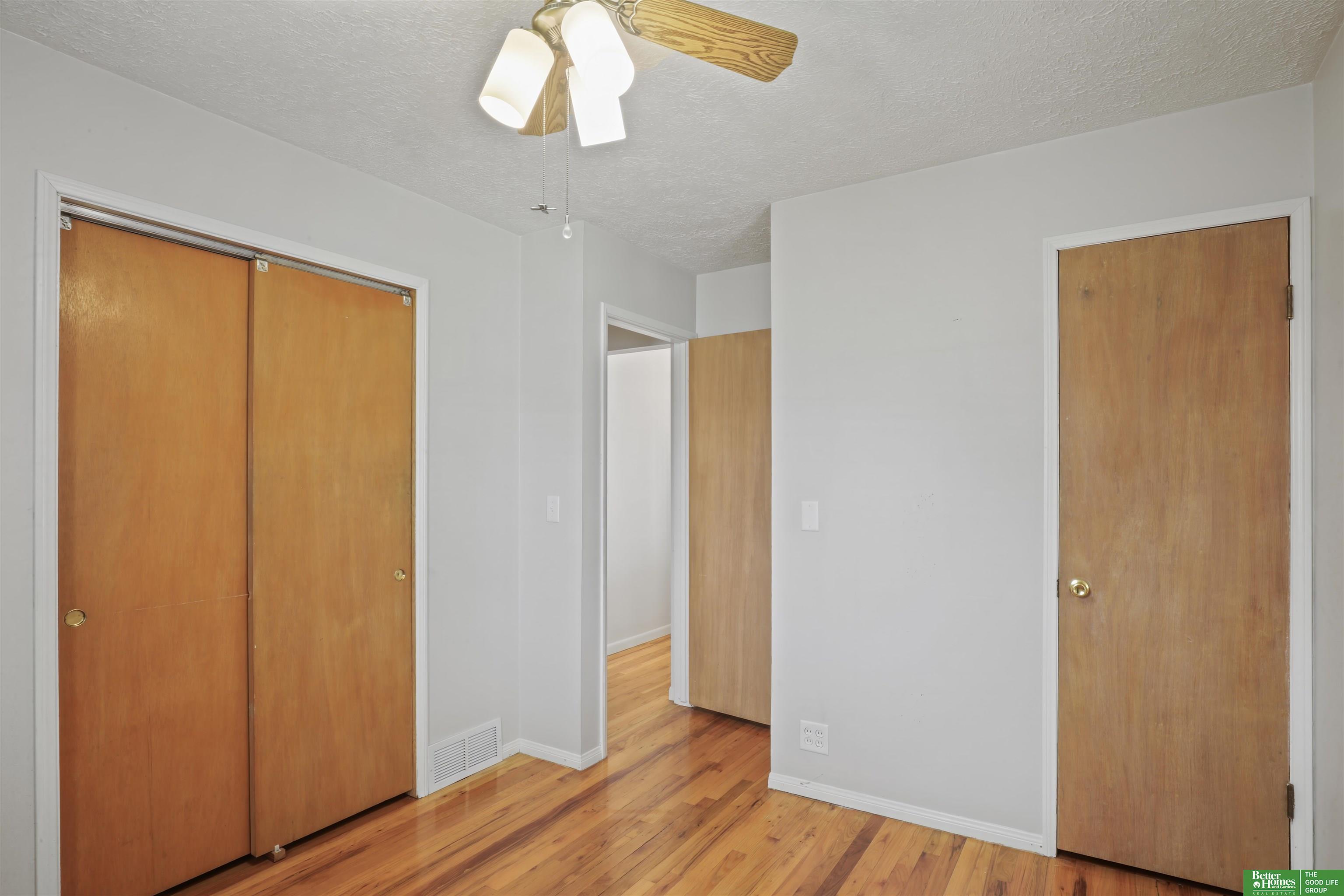 4864 S 54th Street