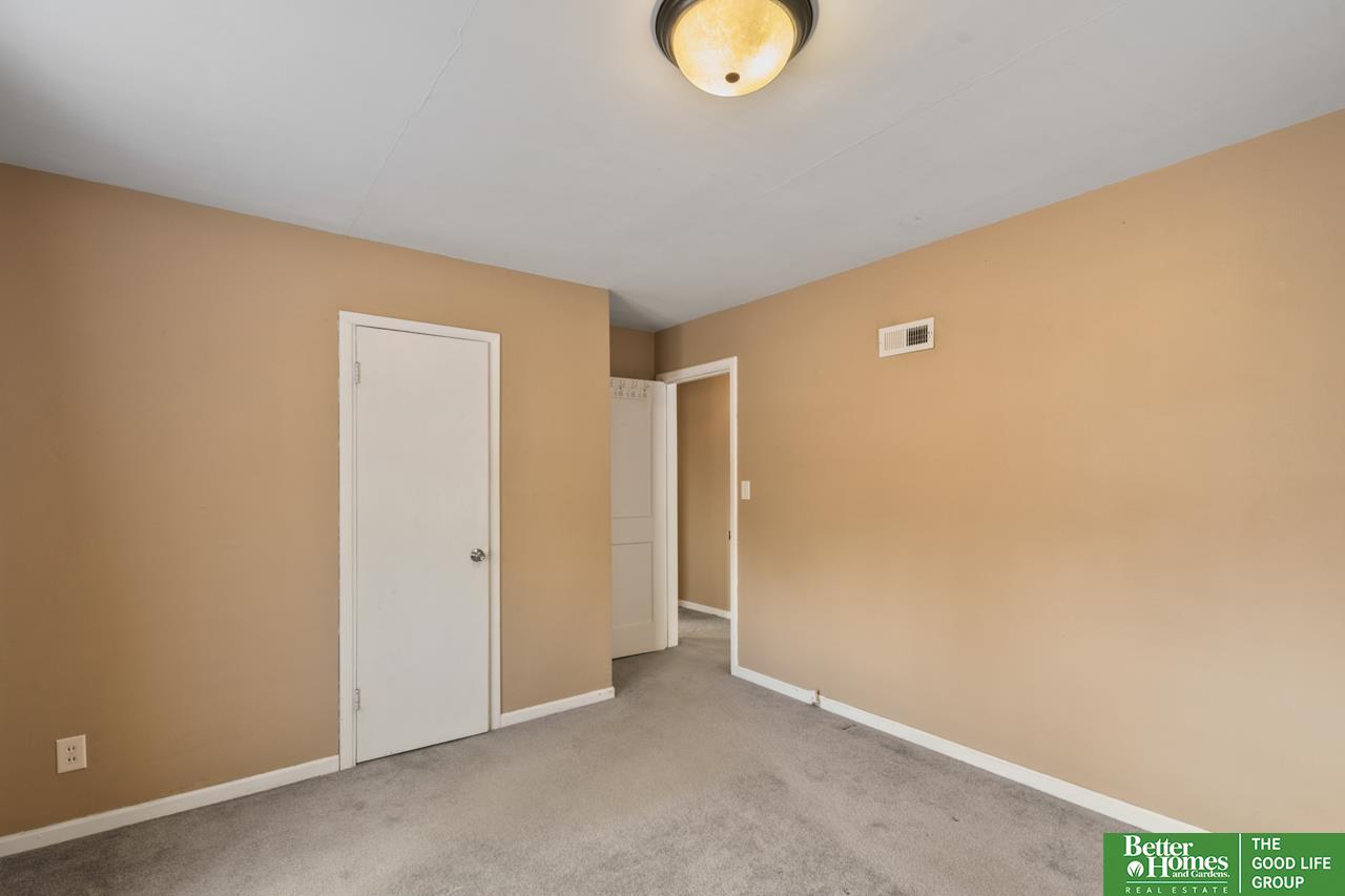 417 Hillcrest Drive