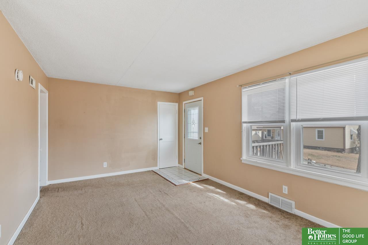 417 Hillcrest Drive