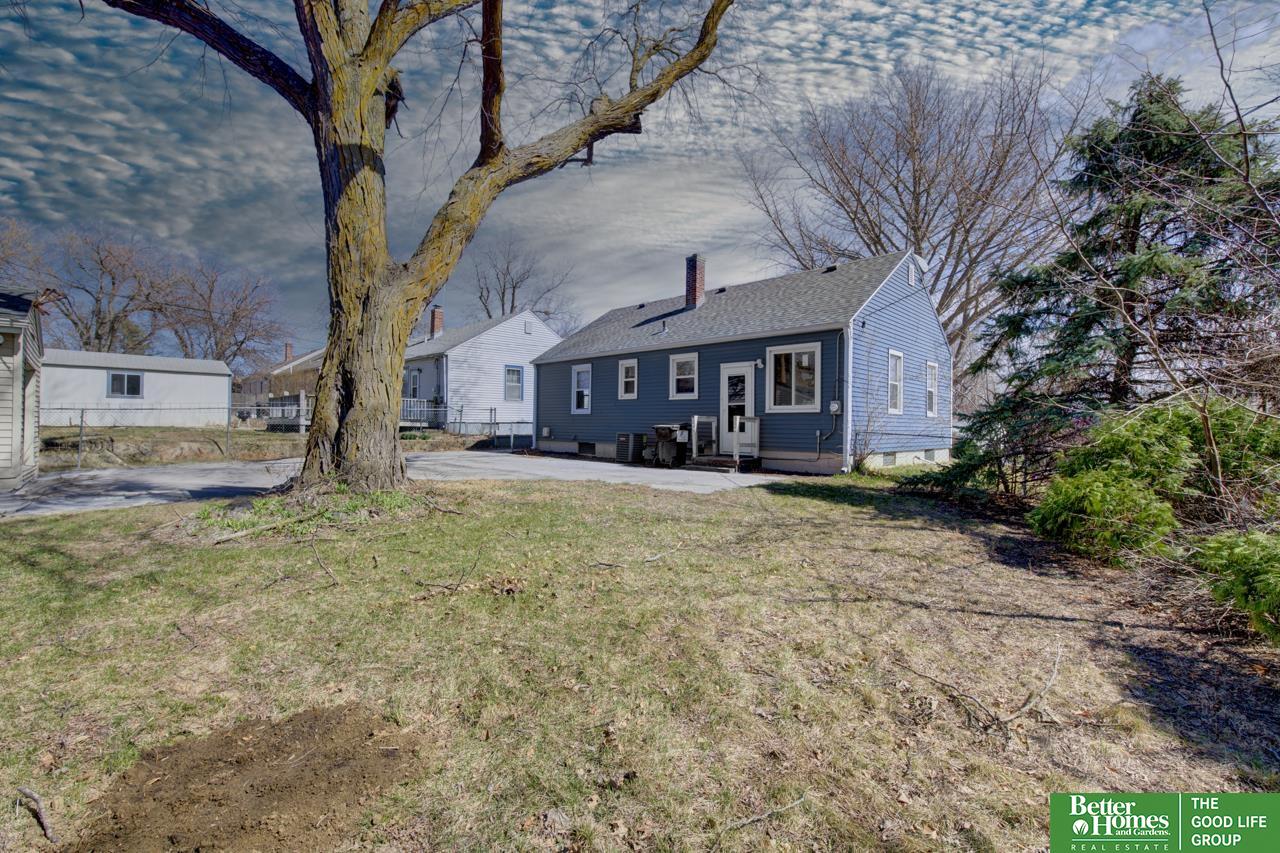 417 Hillcrest Drive