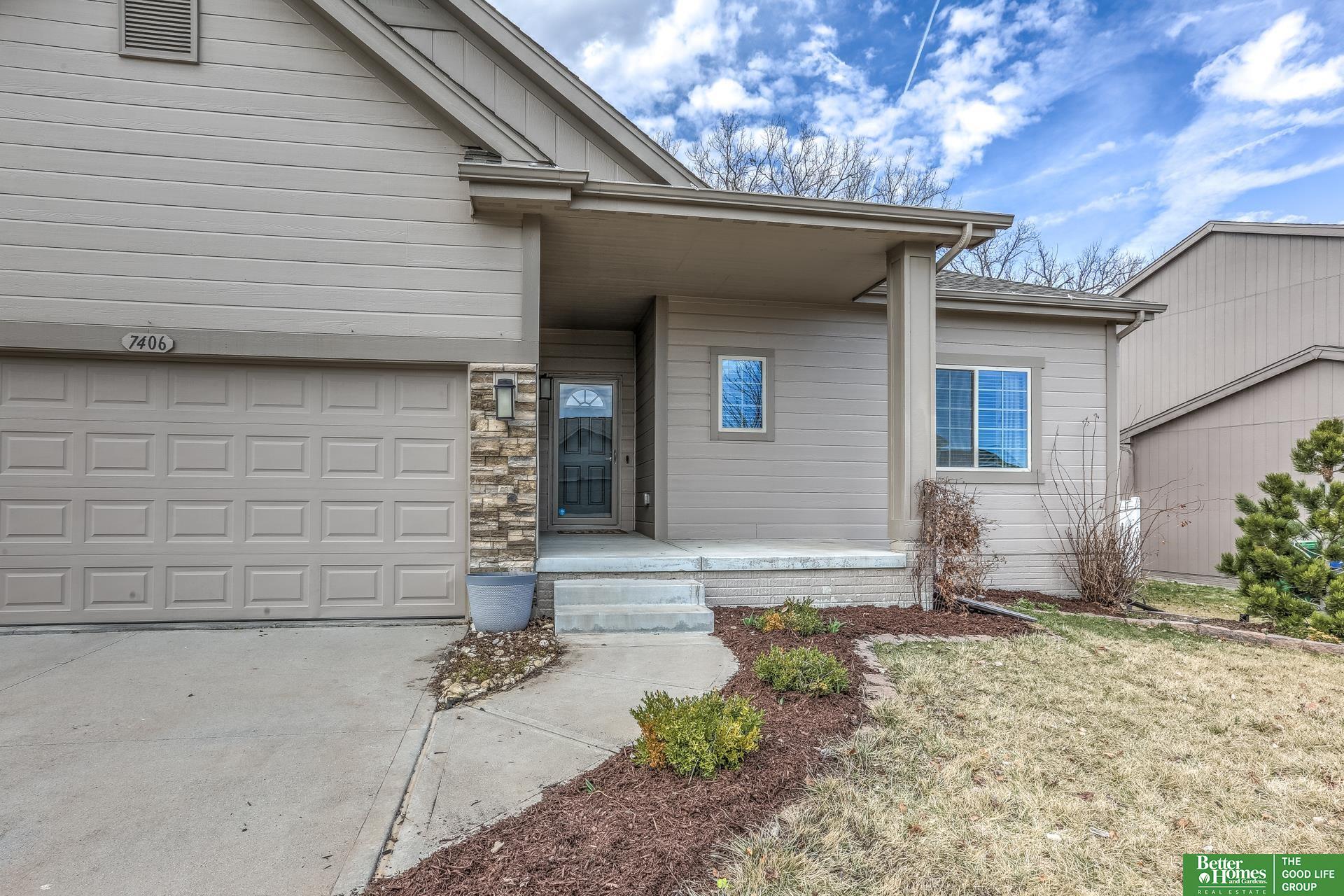 7406 N 140th Avenue