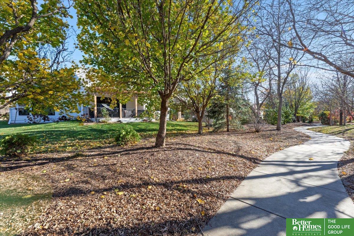 4505 Hawthorne Drive