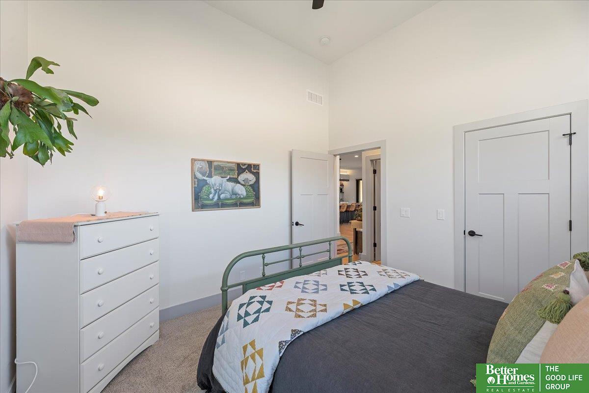 4505 Hawthorne Drive
