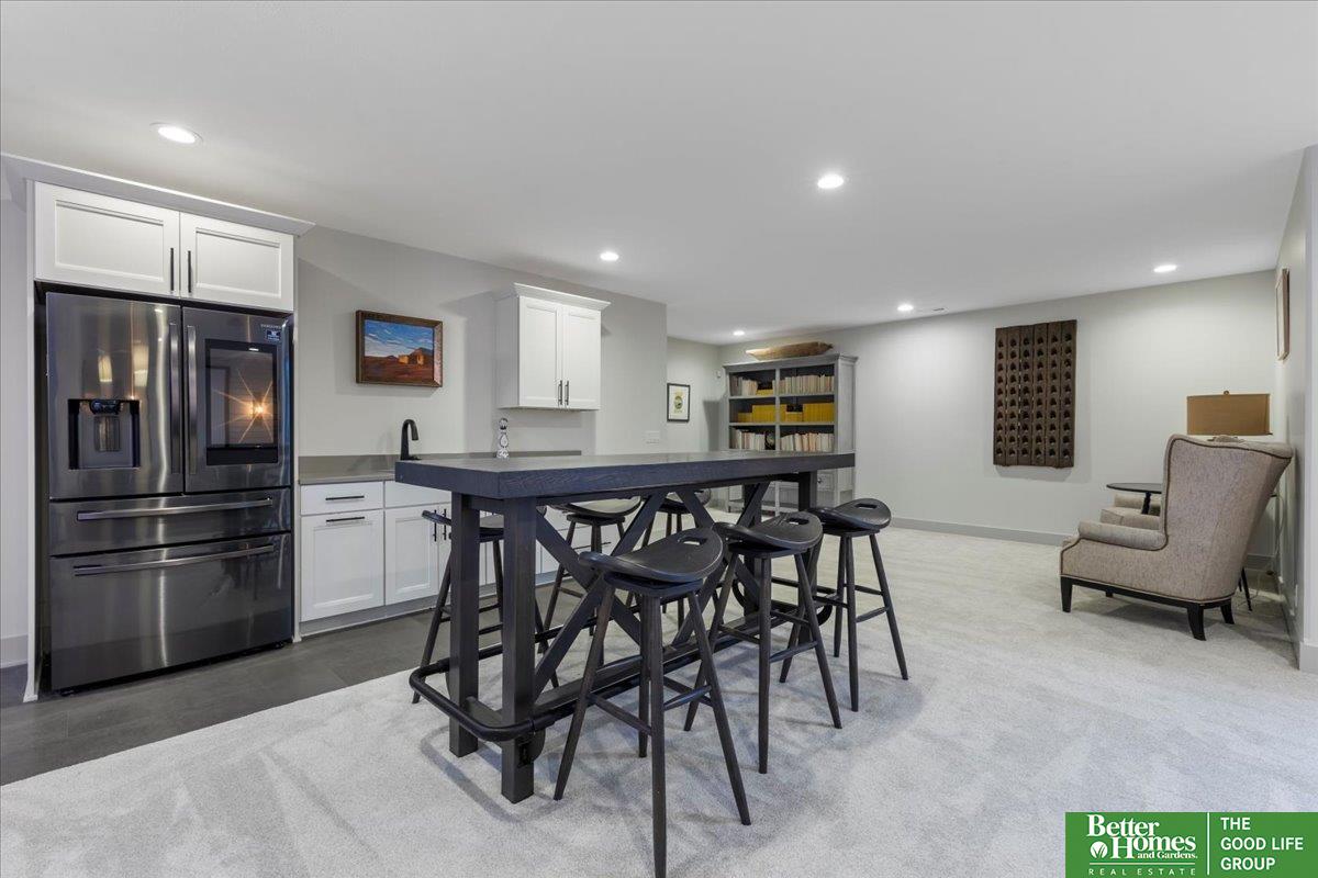 4505 Hawthorne Drive