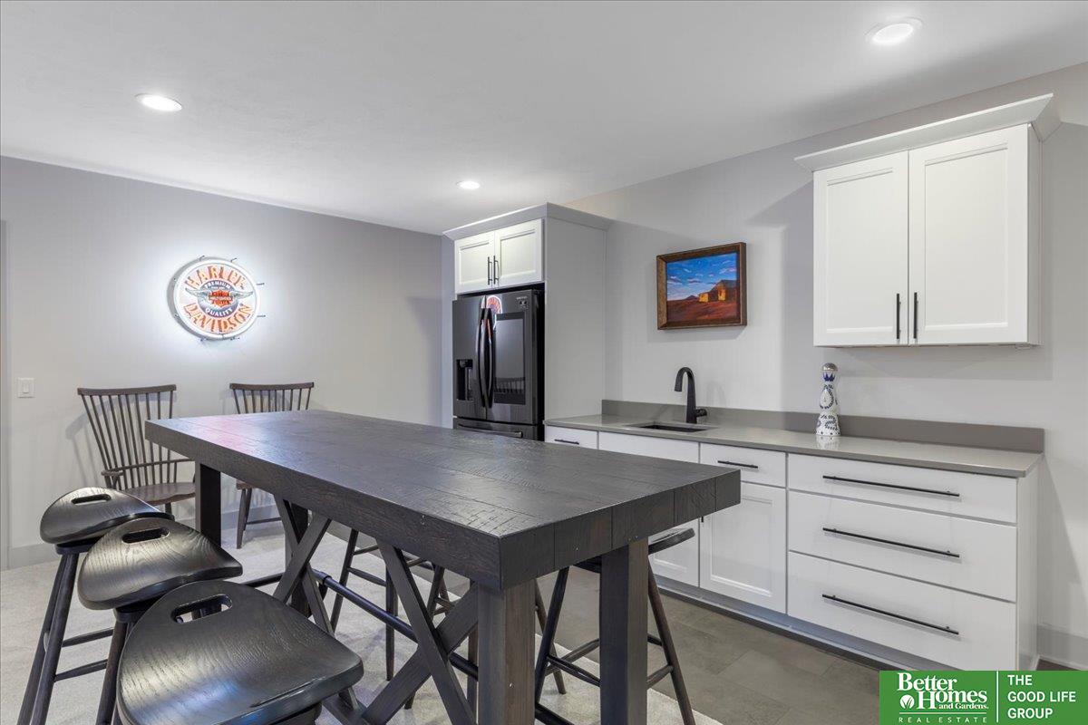 4505 Hawthorne Drive