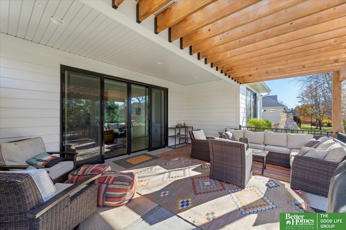 4505 Hawthorne Drive
