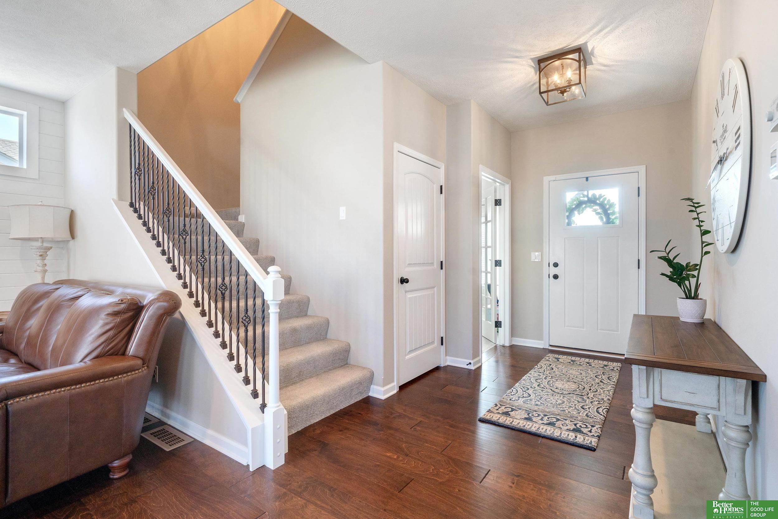 11006 Cove Hollow Drive