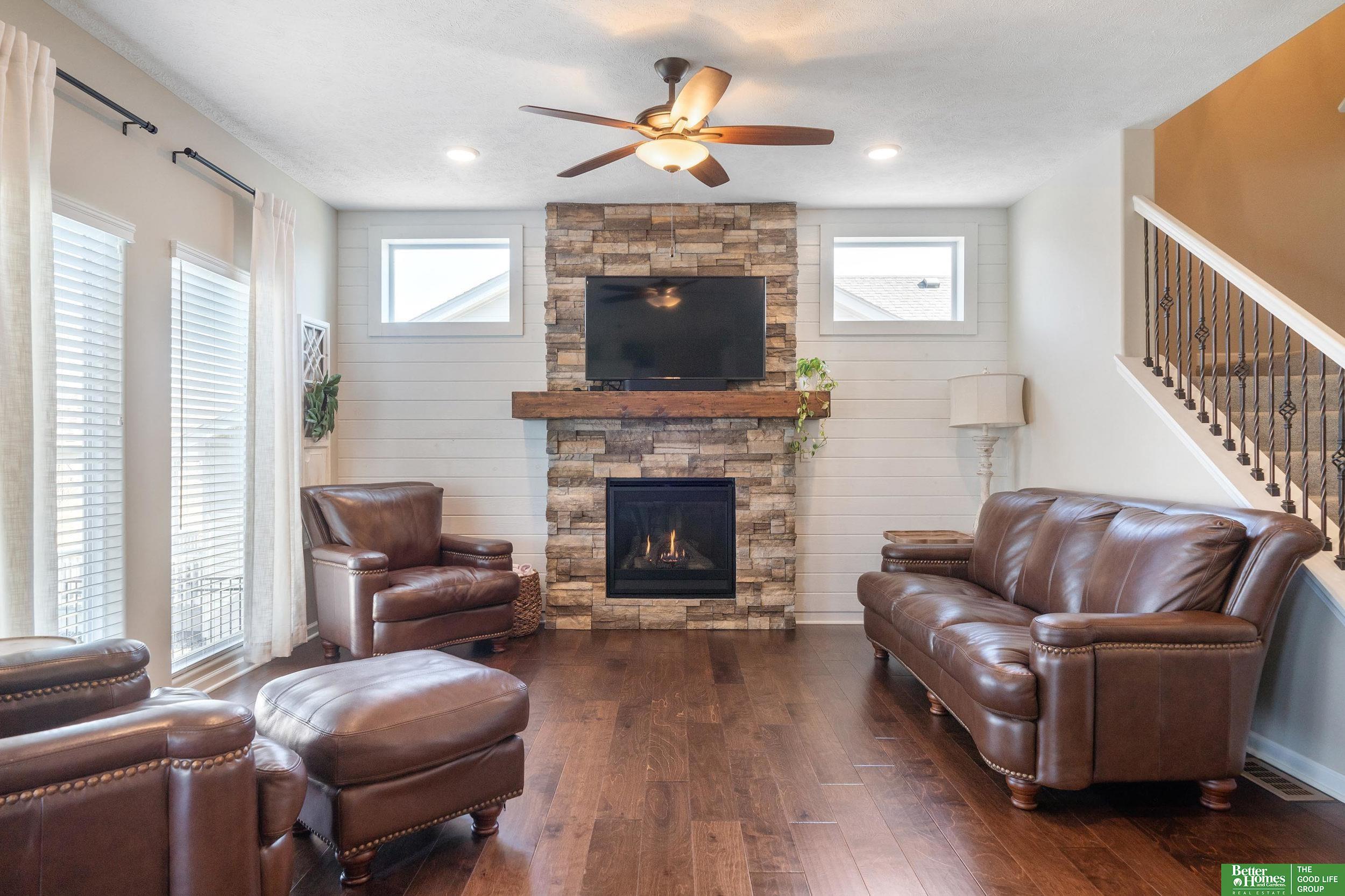 11006 Cove Hollow Drive