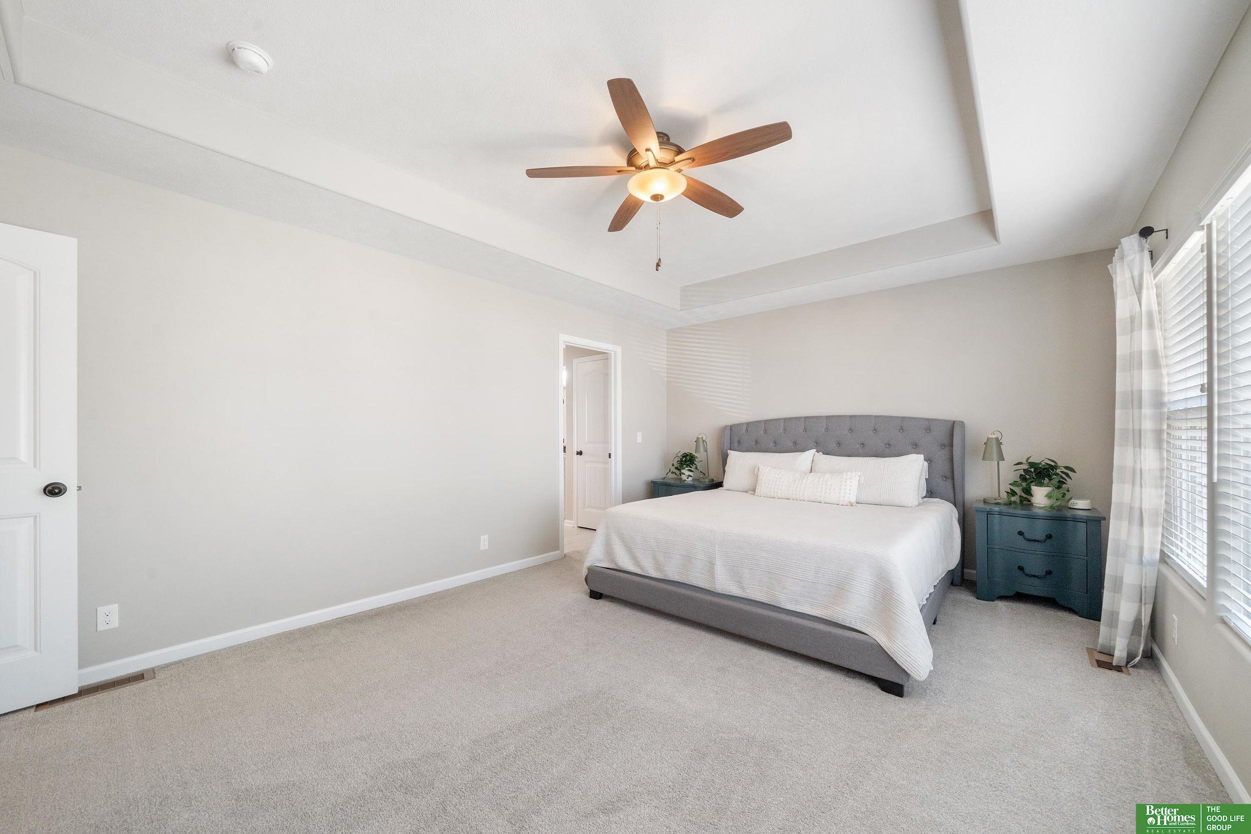 11006 Cove Hollow Drive