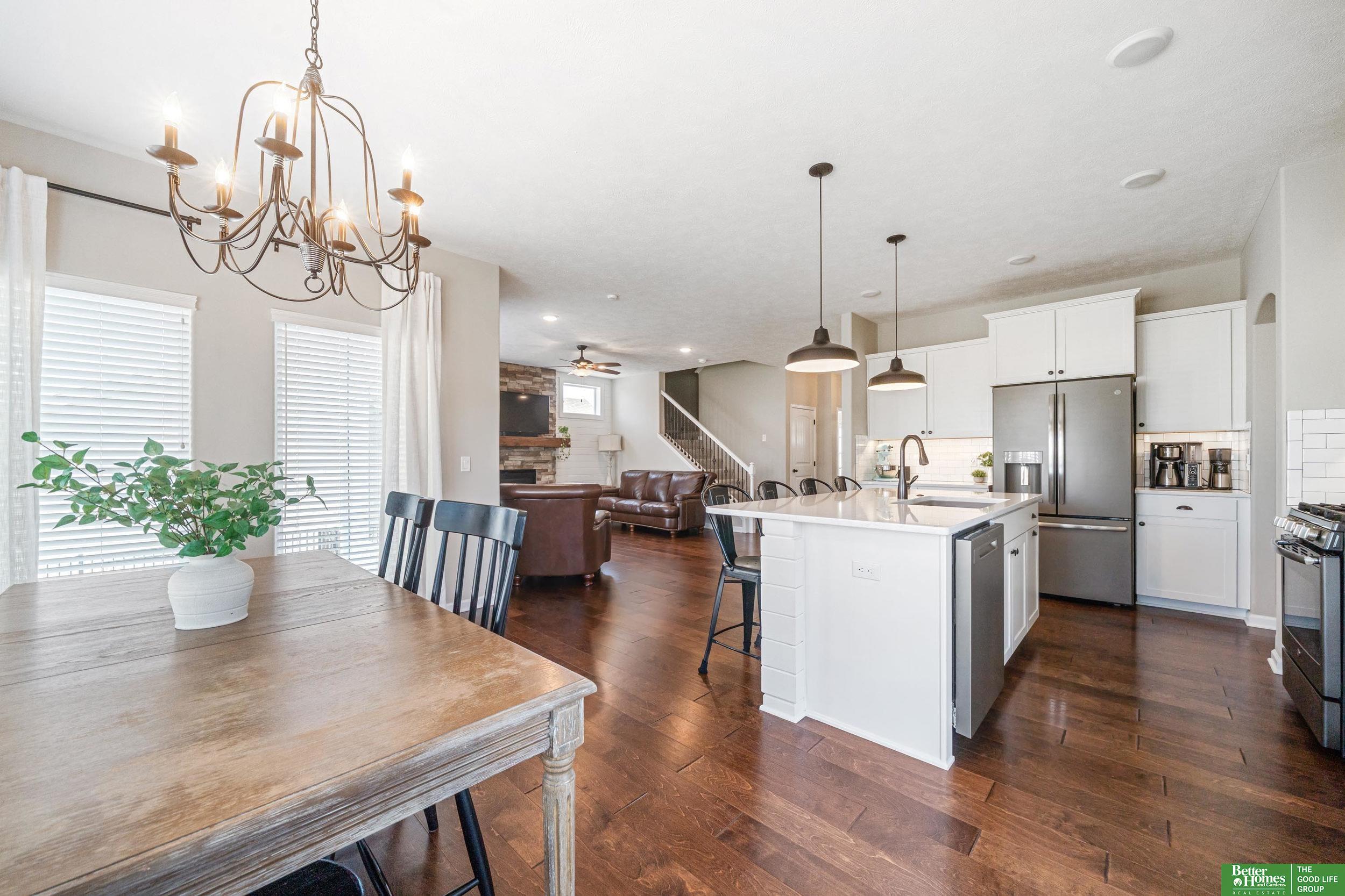 11006 Cove Hollow Drive
