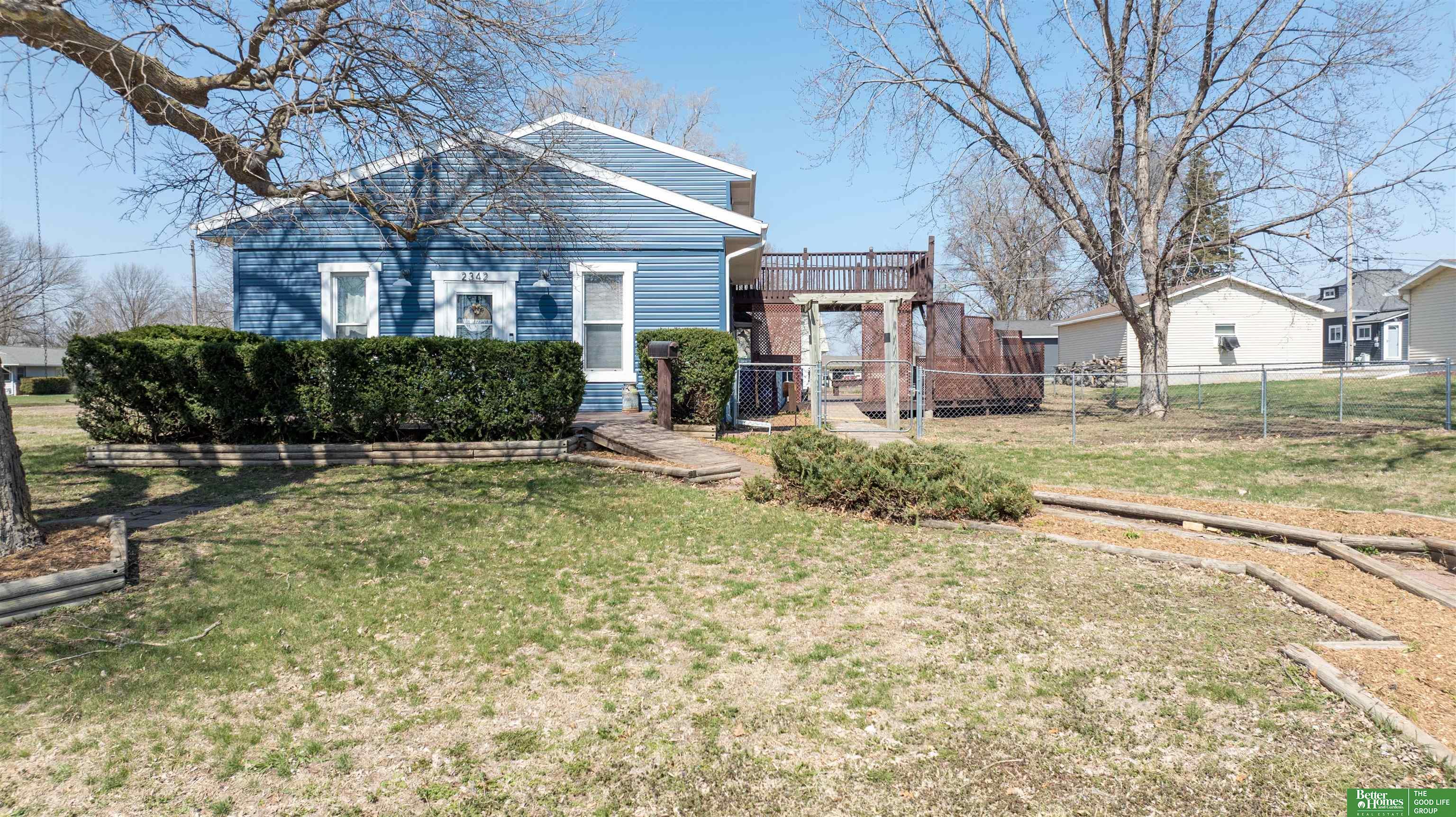 2342 Clay Street