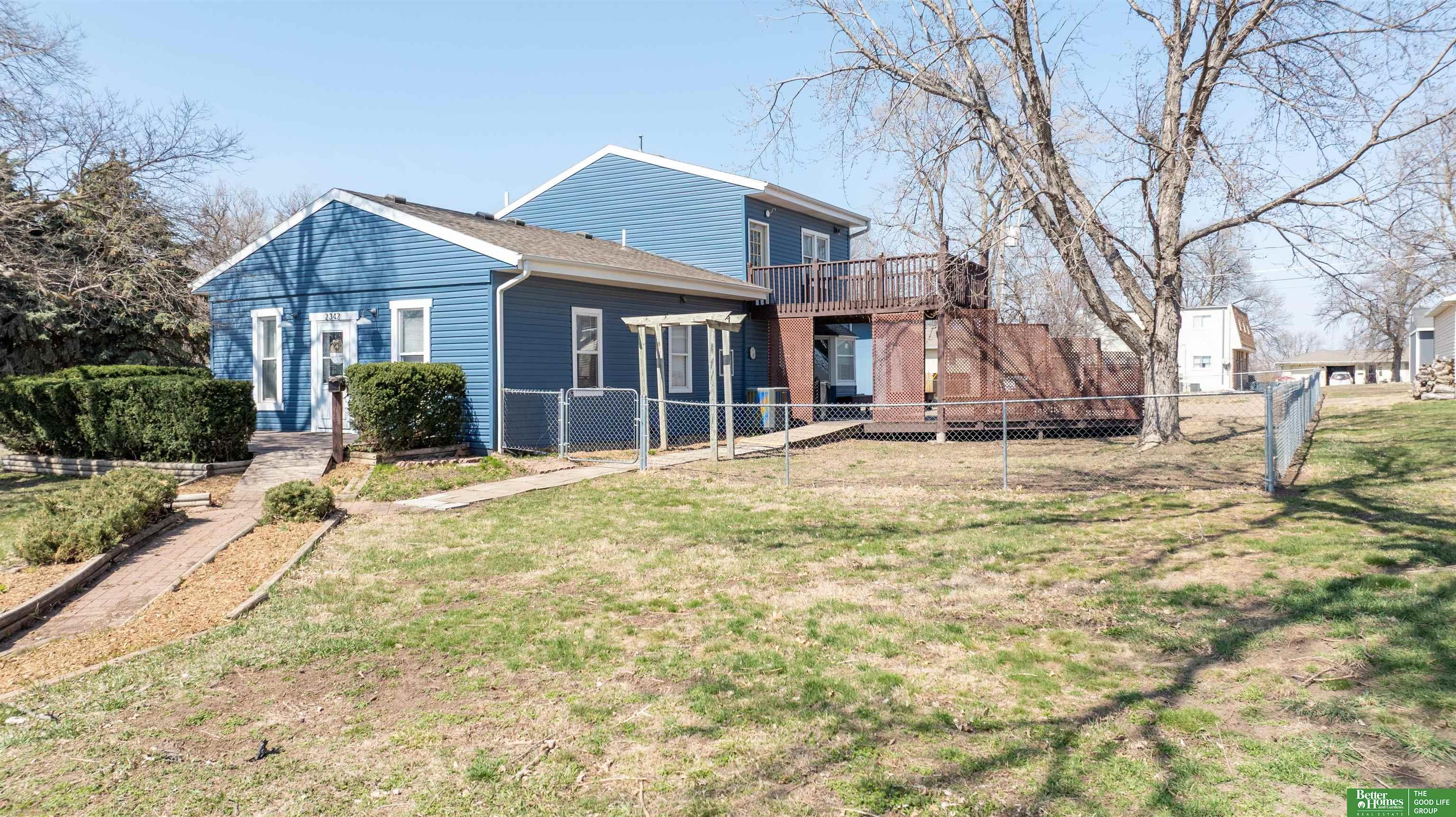 2342 Clay Street