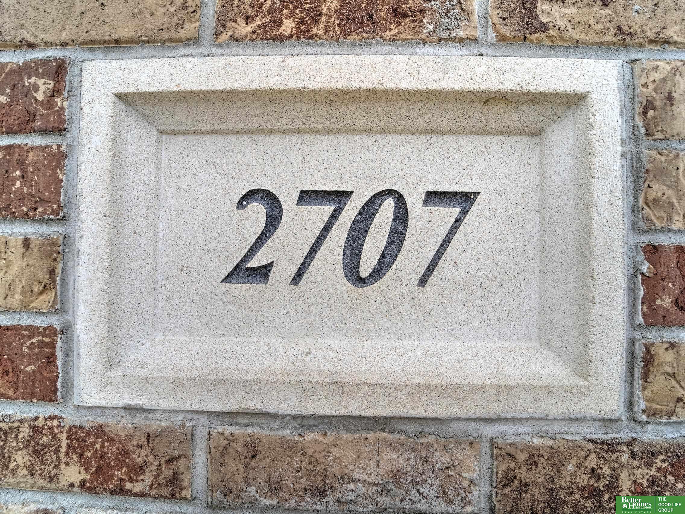 2707 John Street