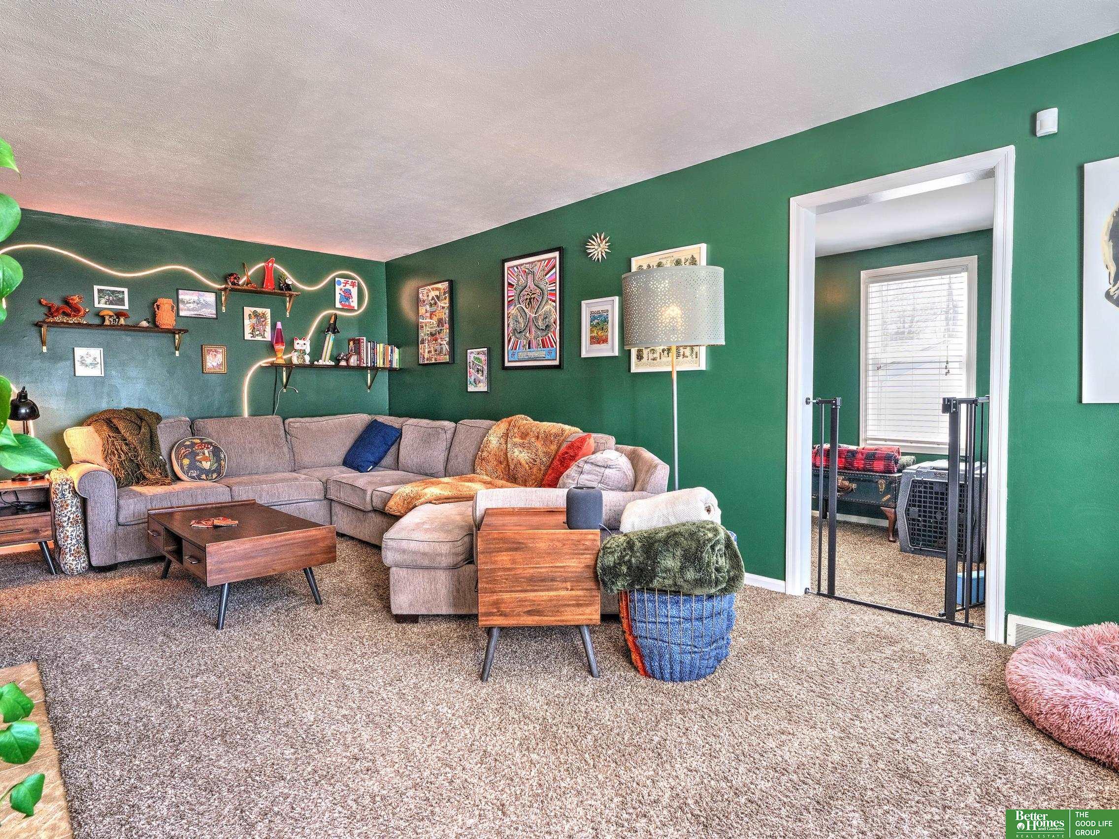 811 S 68th Street