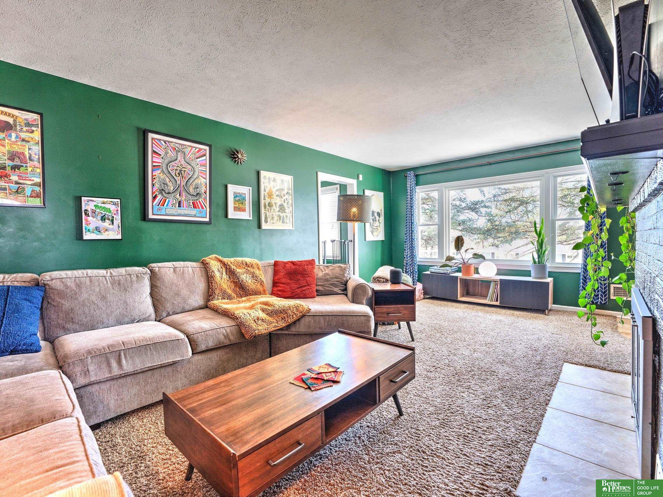 811 S 68th Street