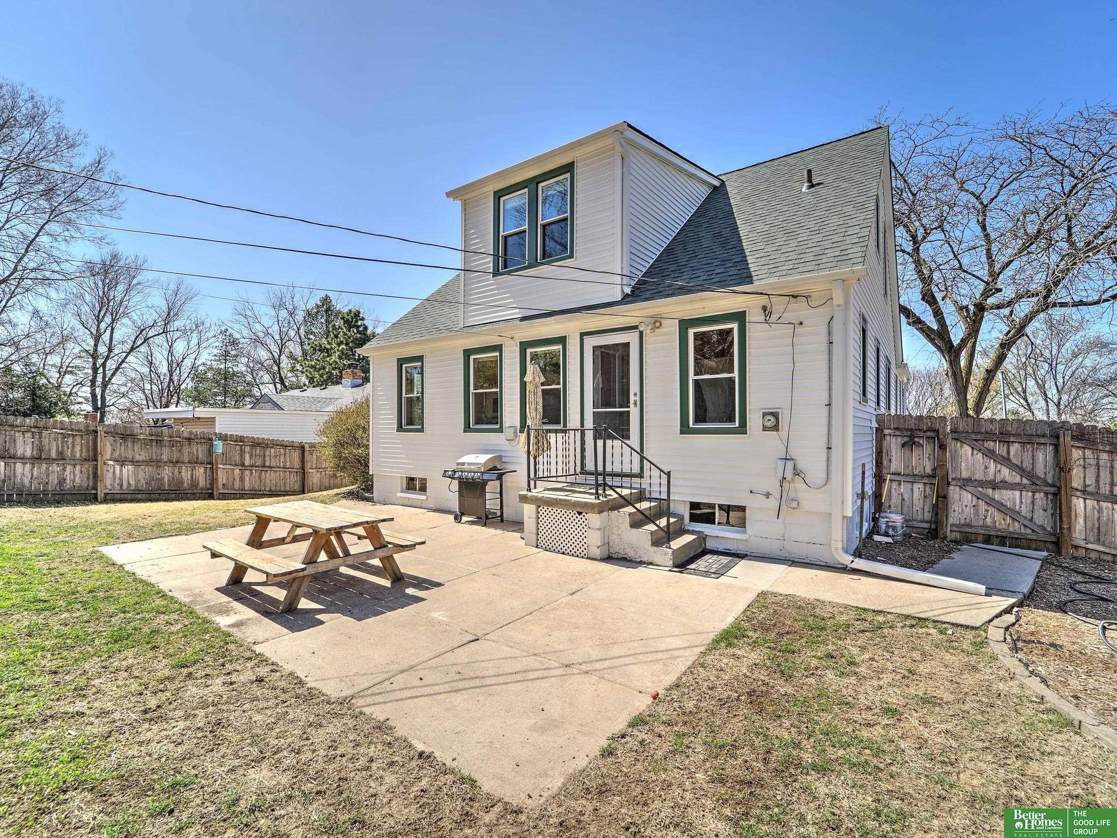 811 S 68th Street