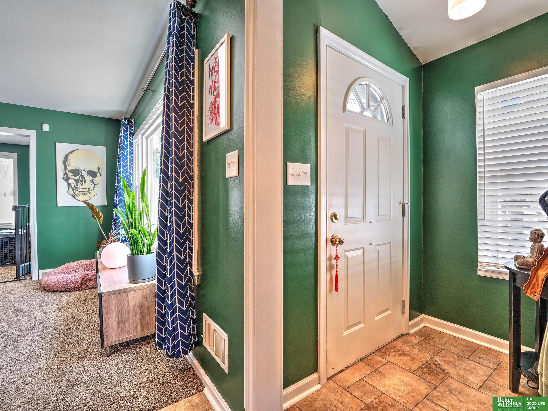 811 S 68th Street