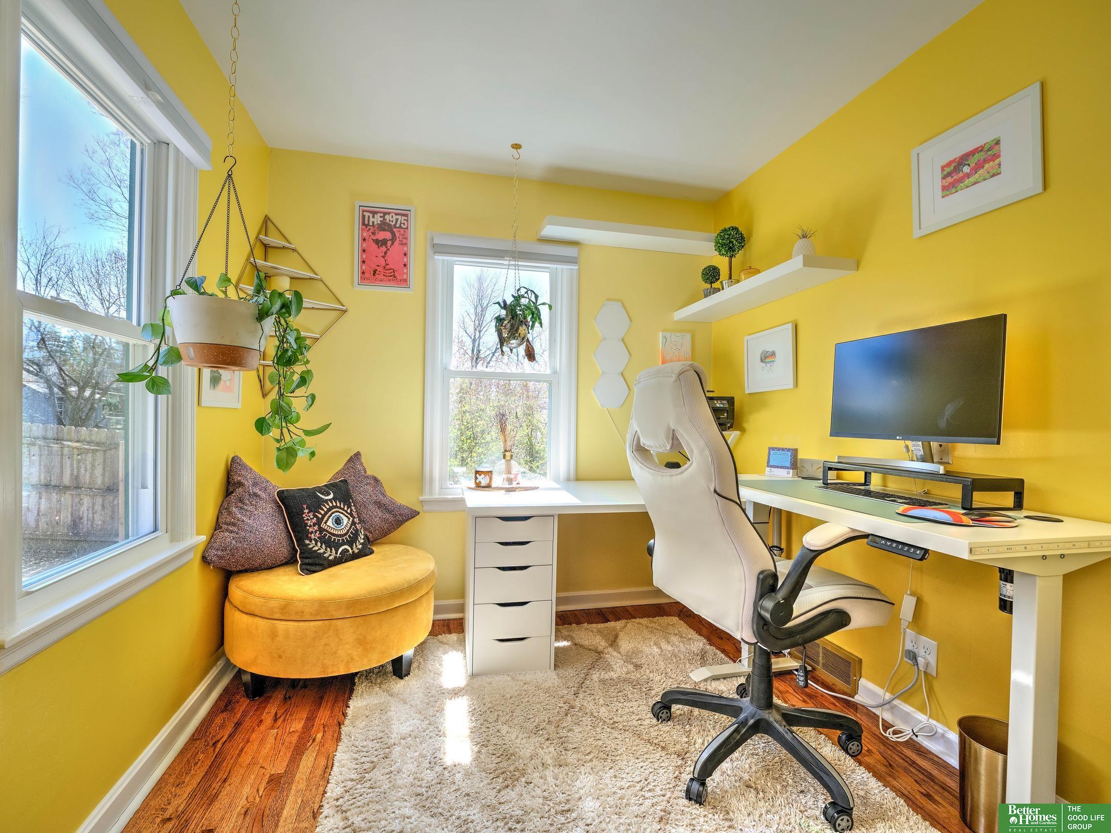 811 S 68th Street