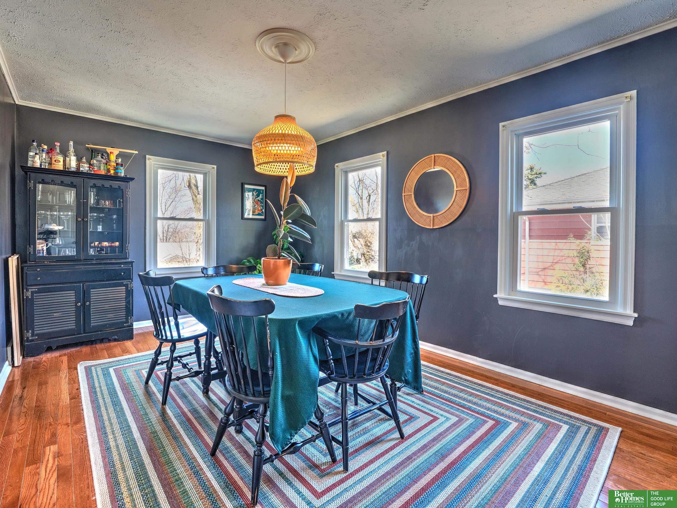 811 S 68th Street
