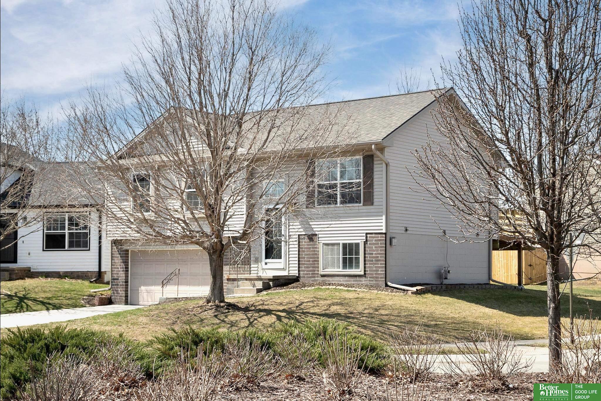 6220 N 129 Circle