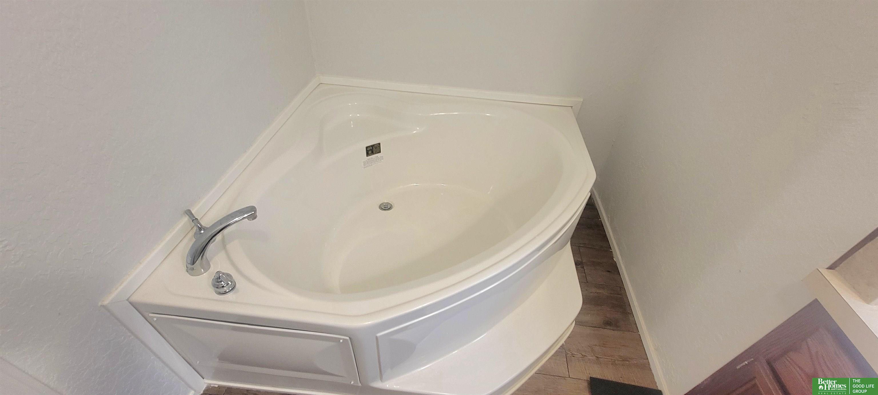 1407 W Commodore Boulevard # 194