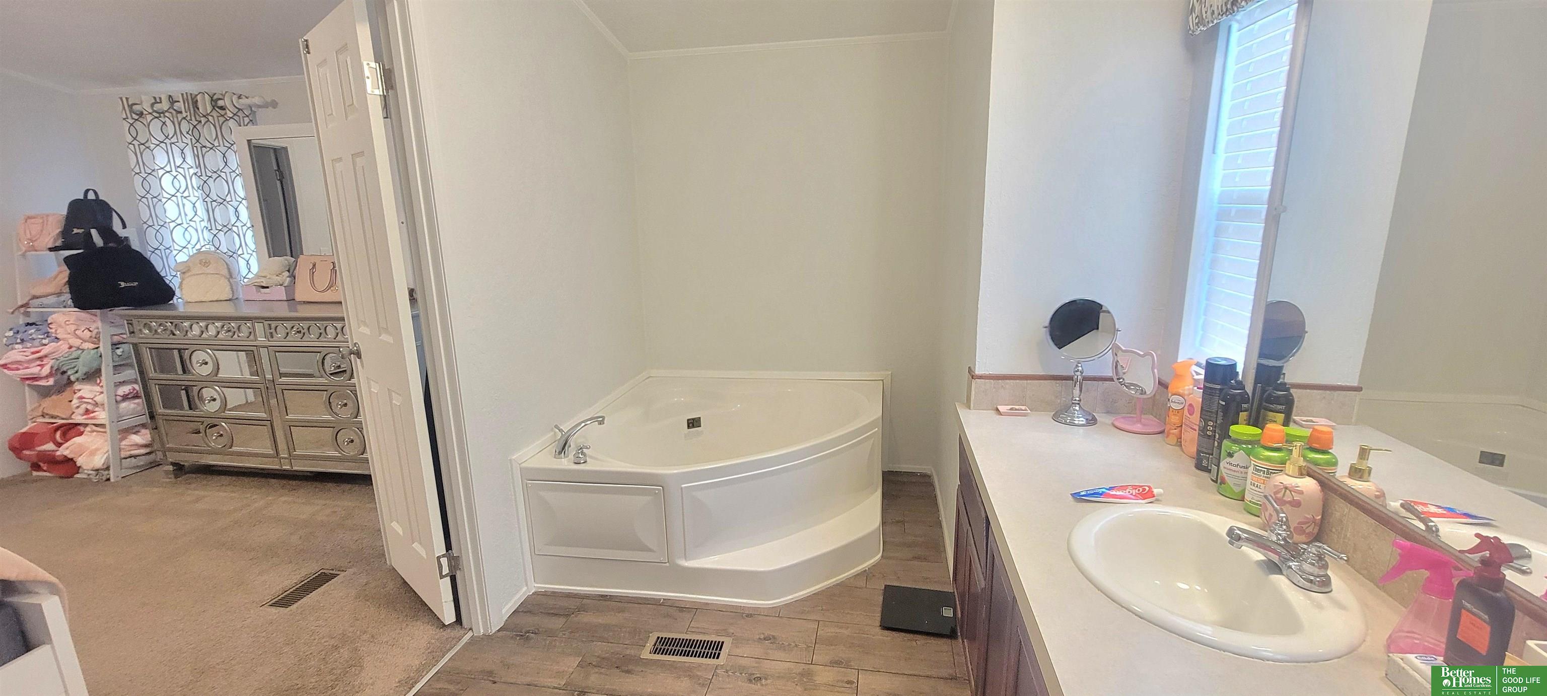 1407 W Commodore Boulevard # 194