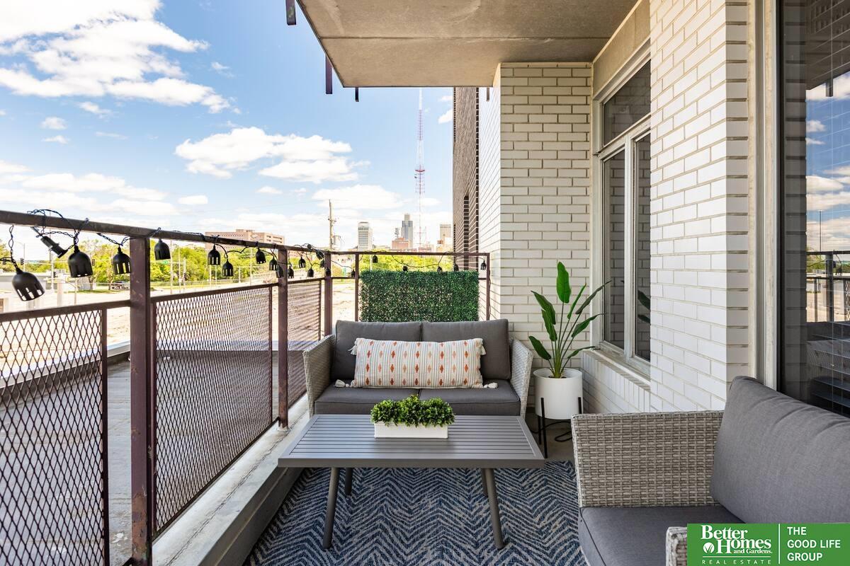 3000 Farnam Street Unit: S2R