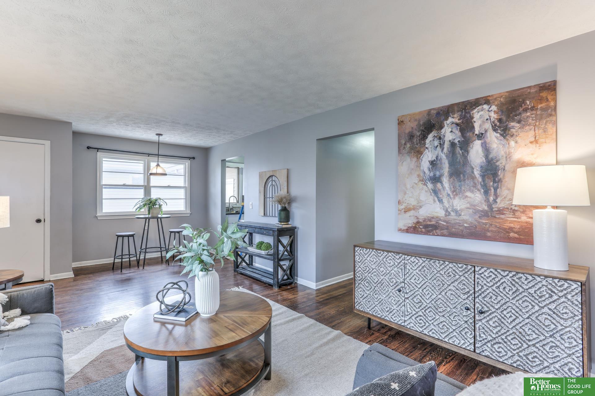2015 N 70th Avenue