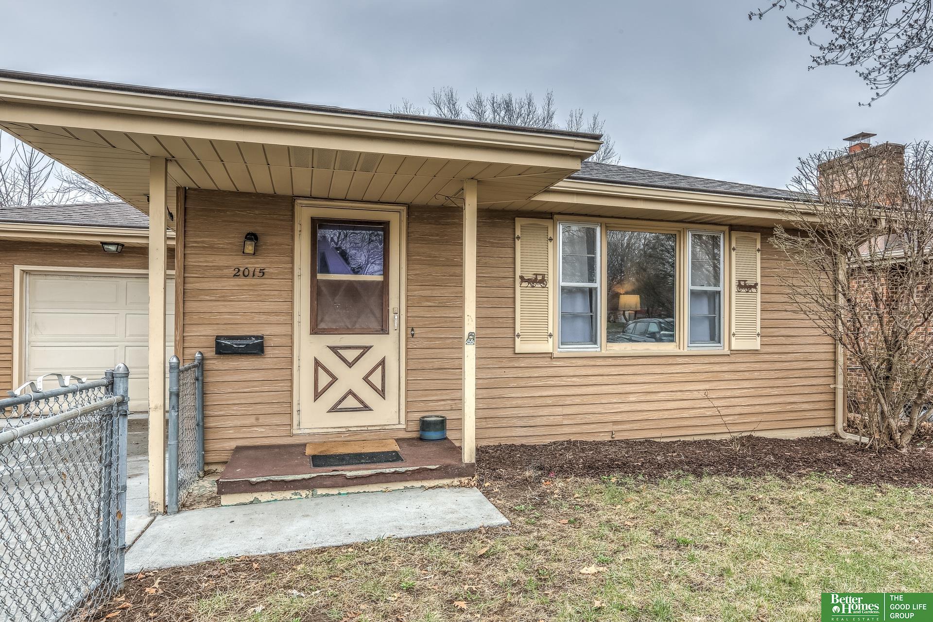 2015 N 70th Avenue