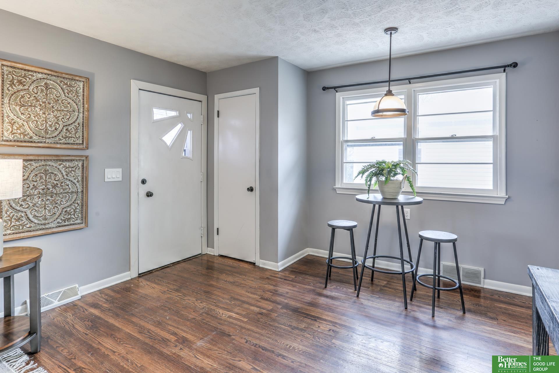 2015 N 70th Avenue