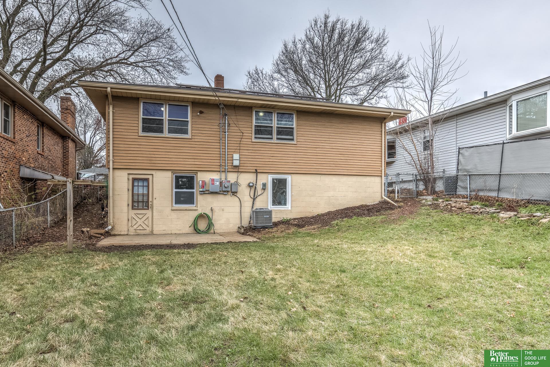 2015 N 70th Avenue
