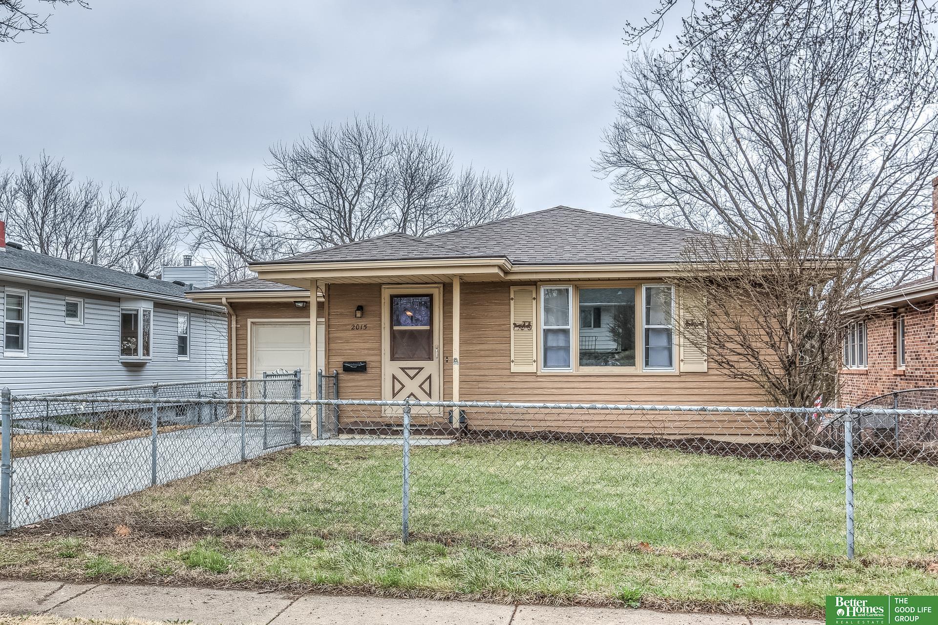 2015 N 70th Avenue