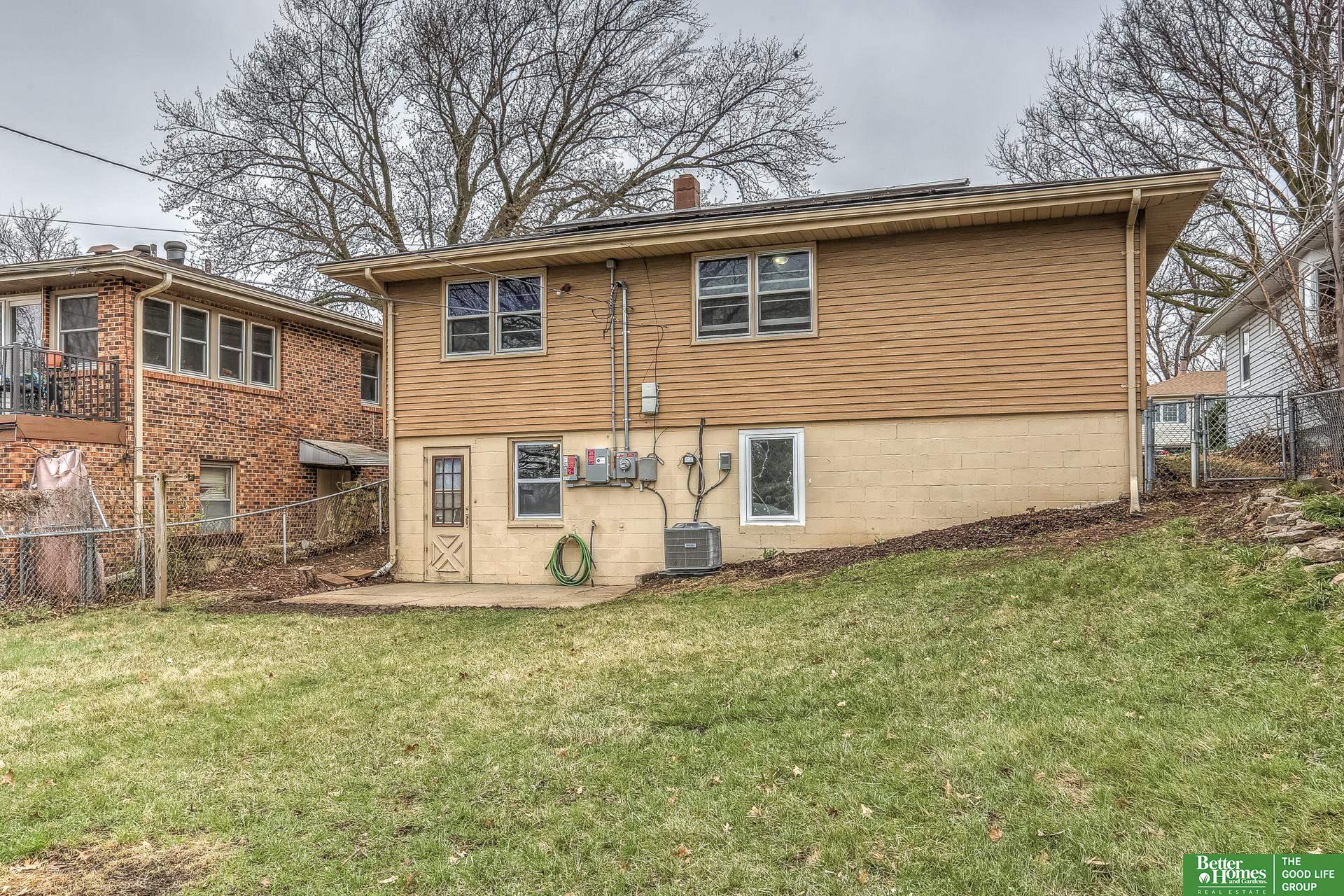2015 N 70th Avenue