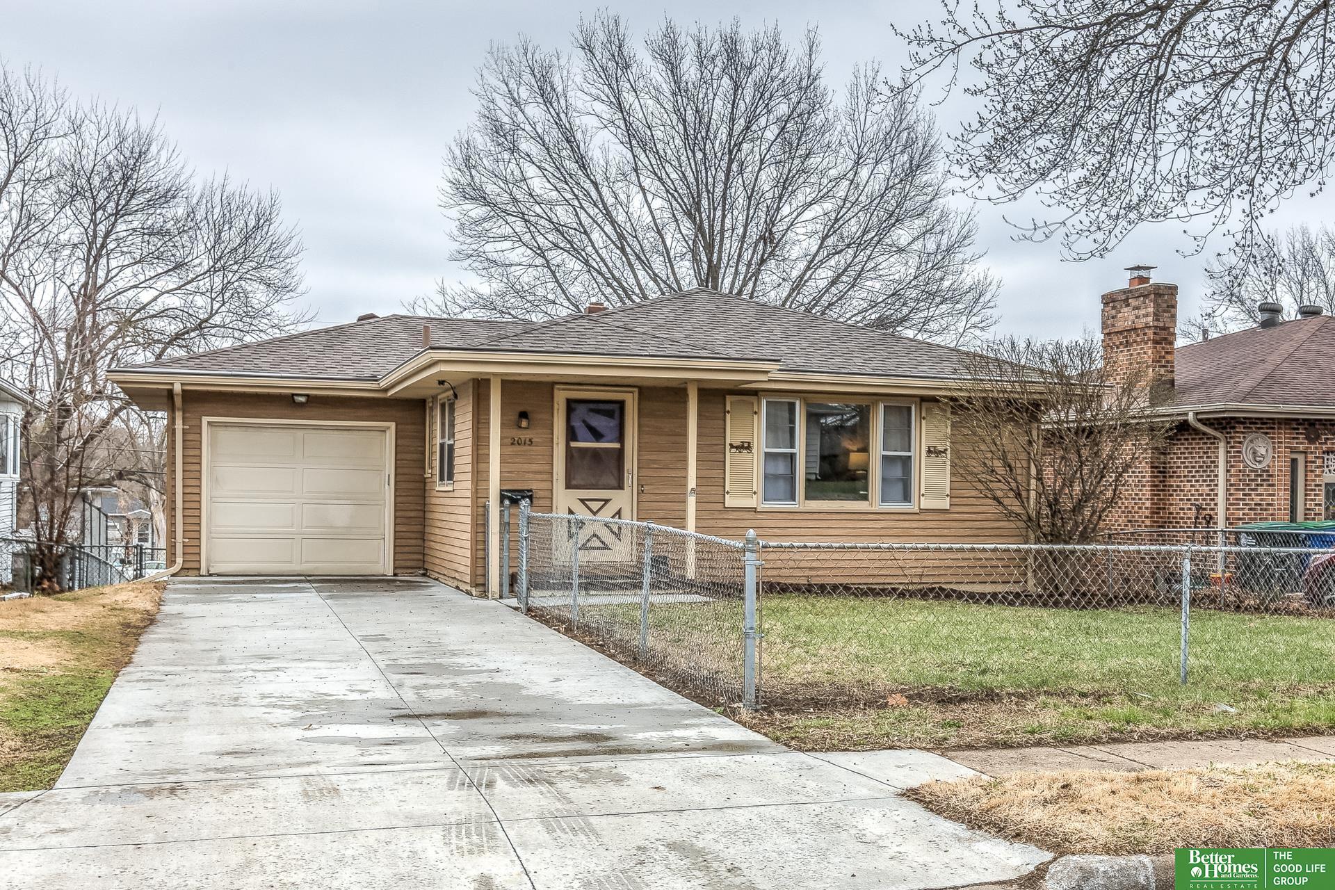 2015 N 70th Avenue