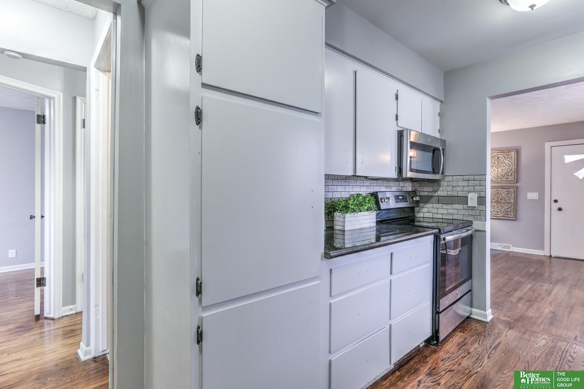 2015 N 70th Avenue