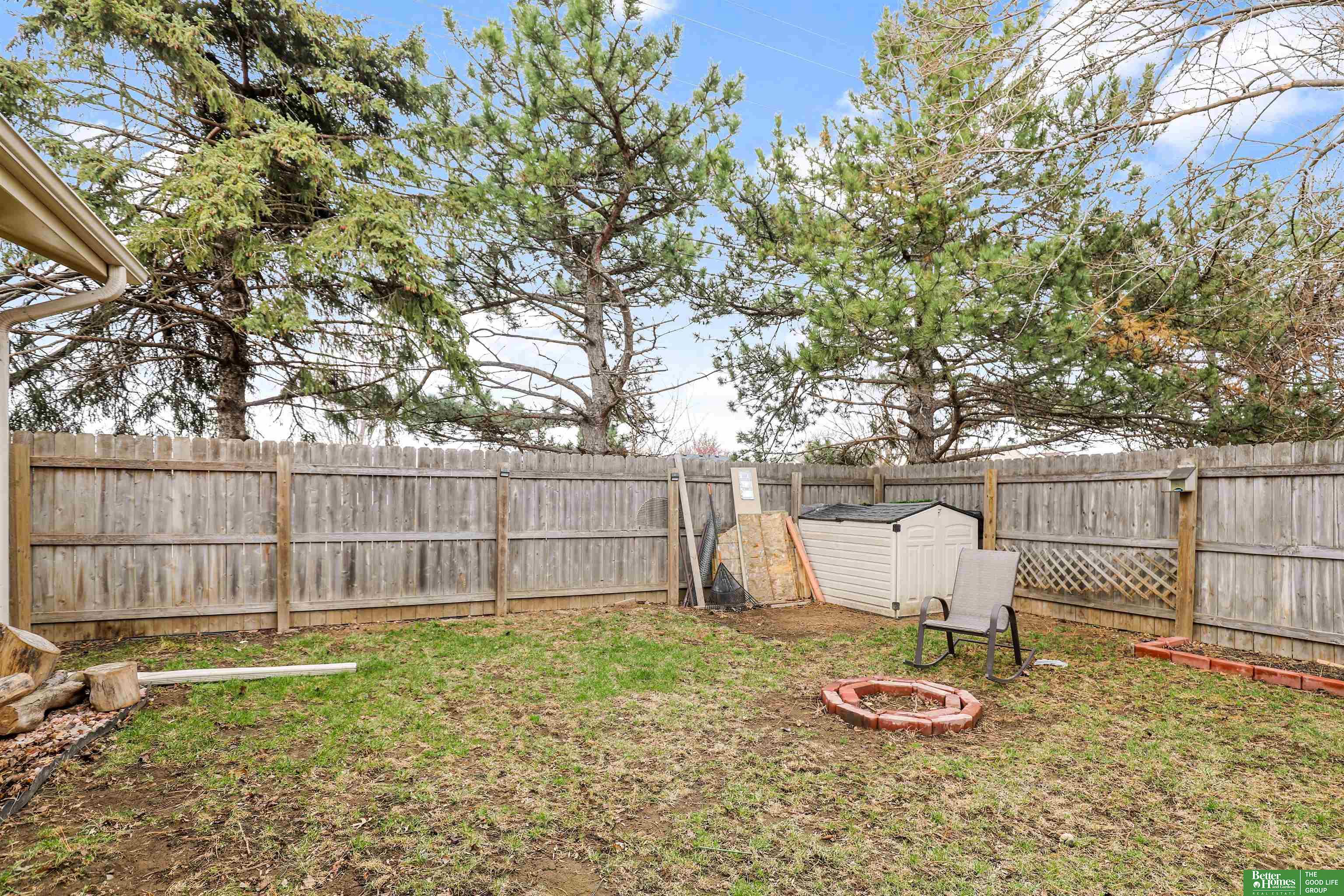 6337 N 115 Circle