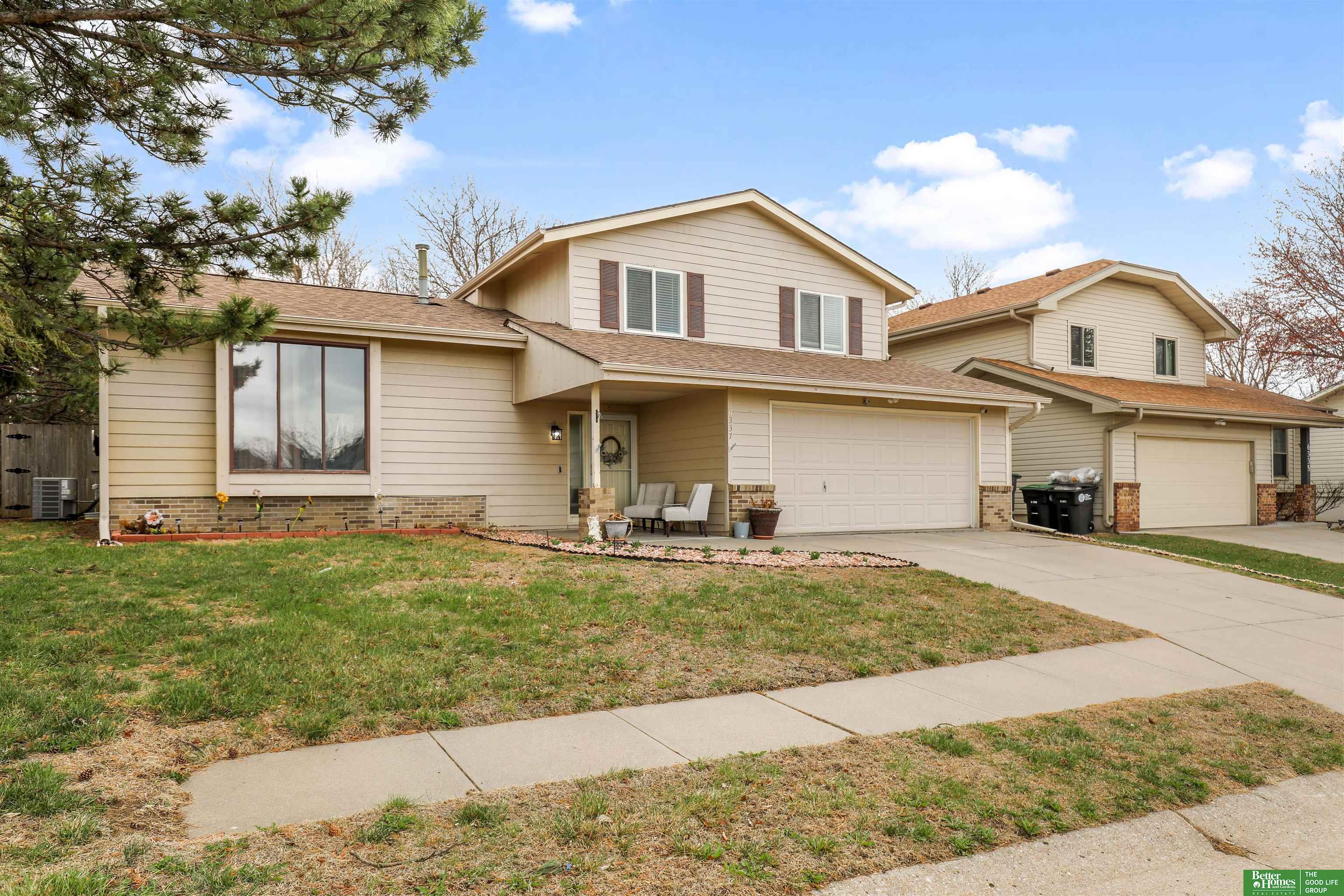 6337 N 115 Circle