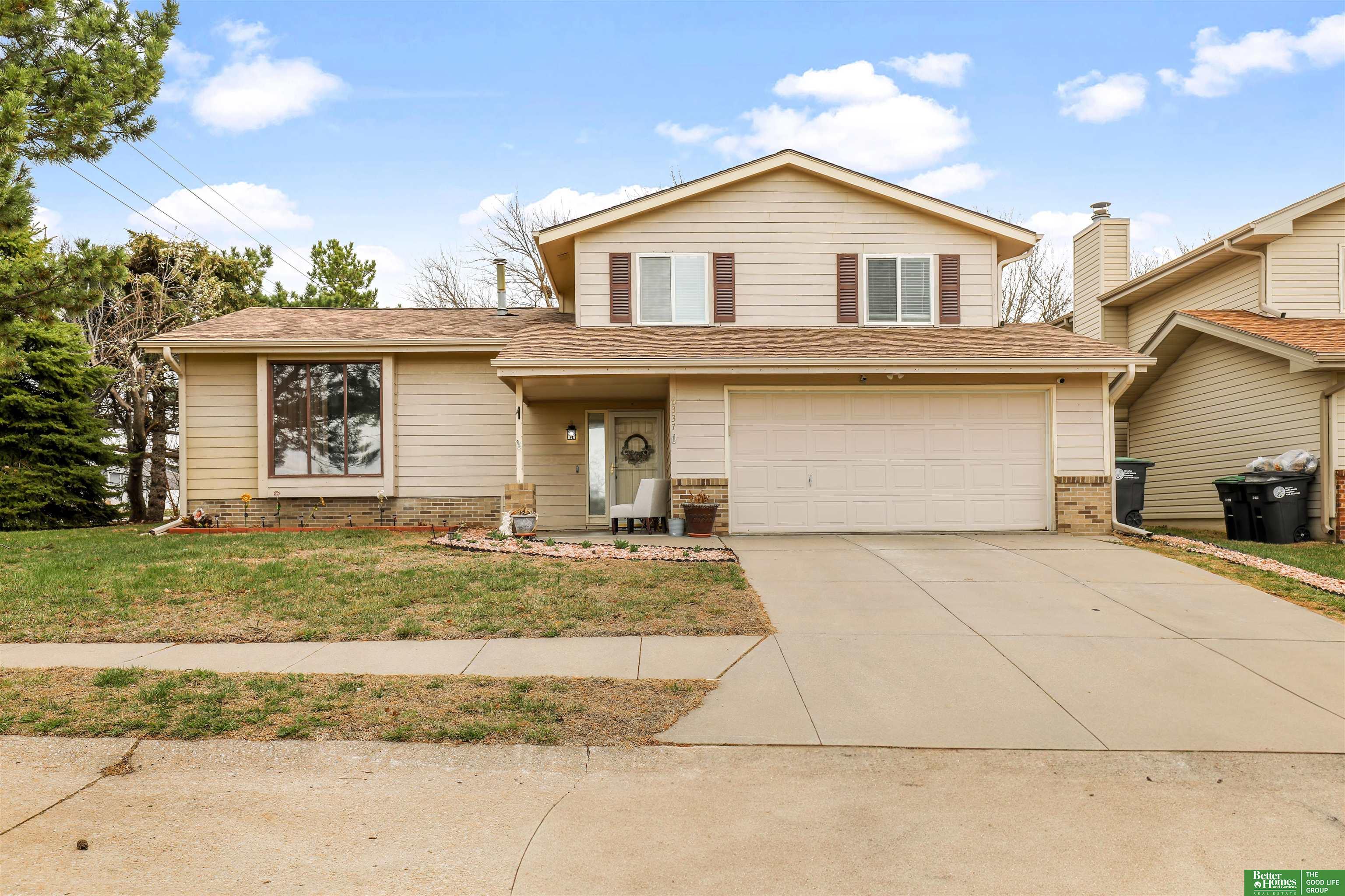 6337 N 115 Circle