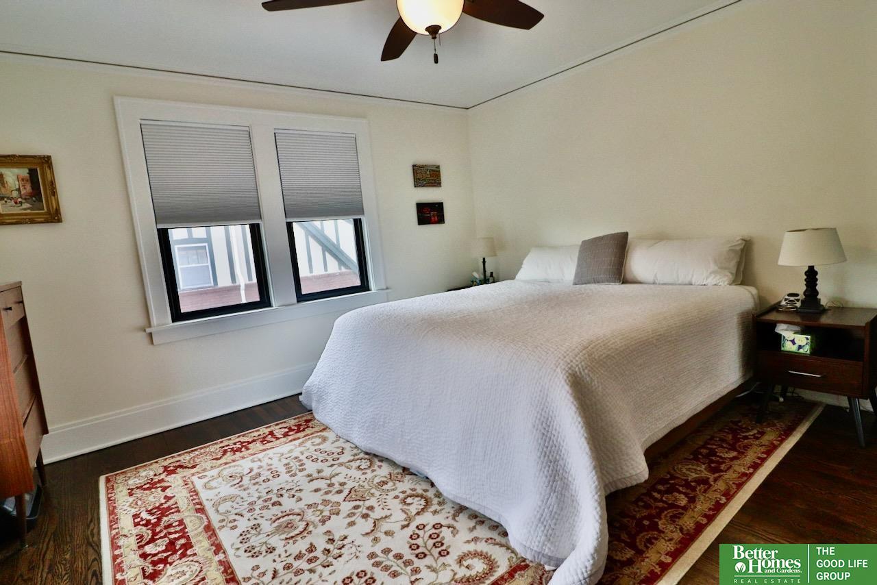 118 S 49th Avenue