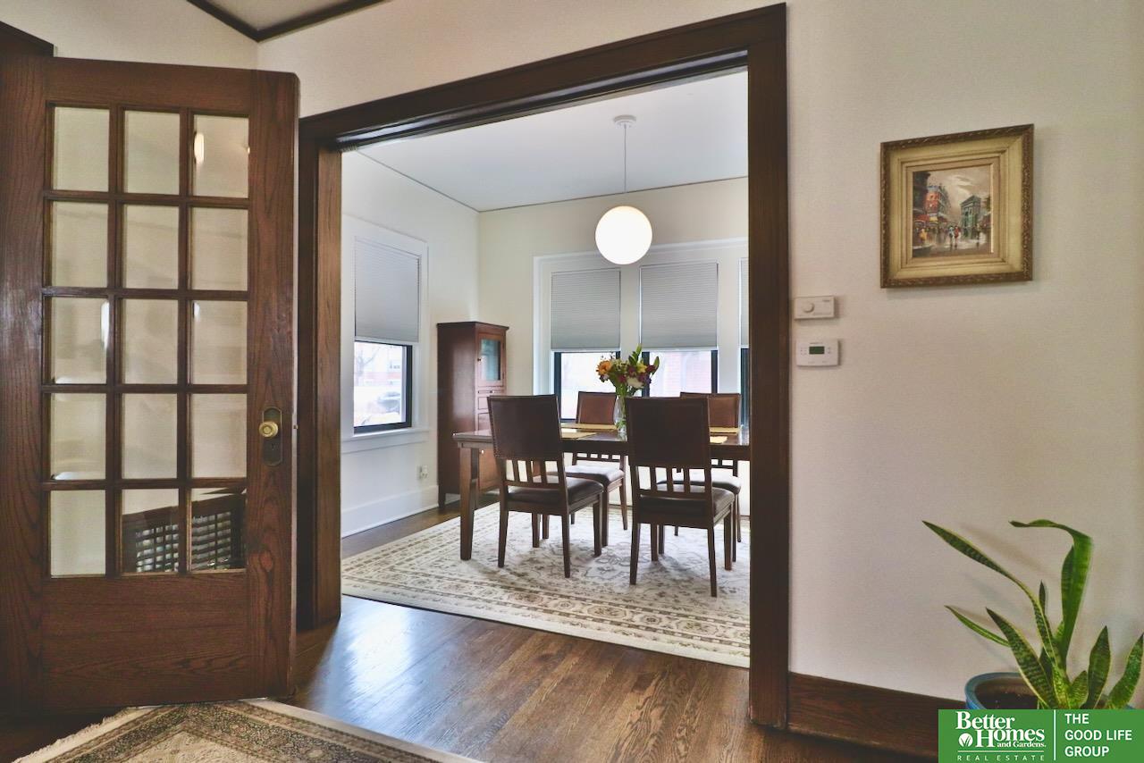 118 S 49th Avenue