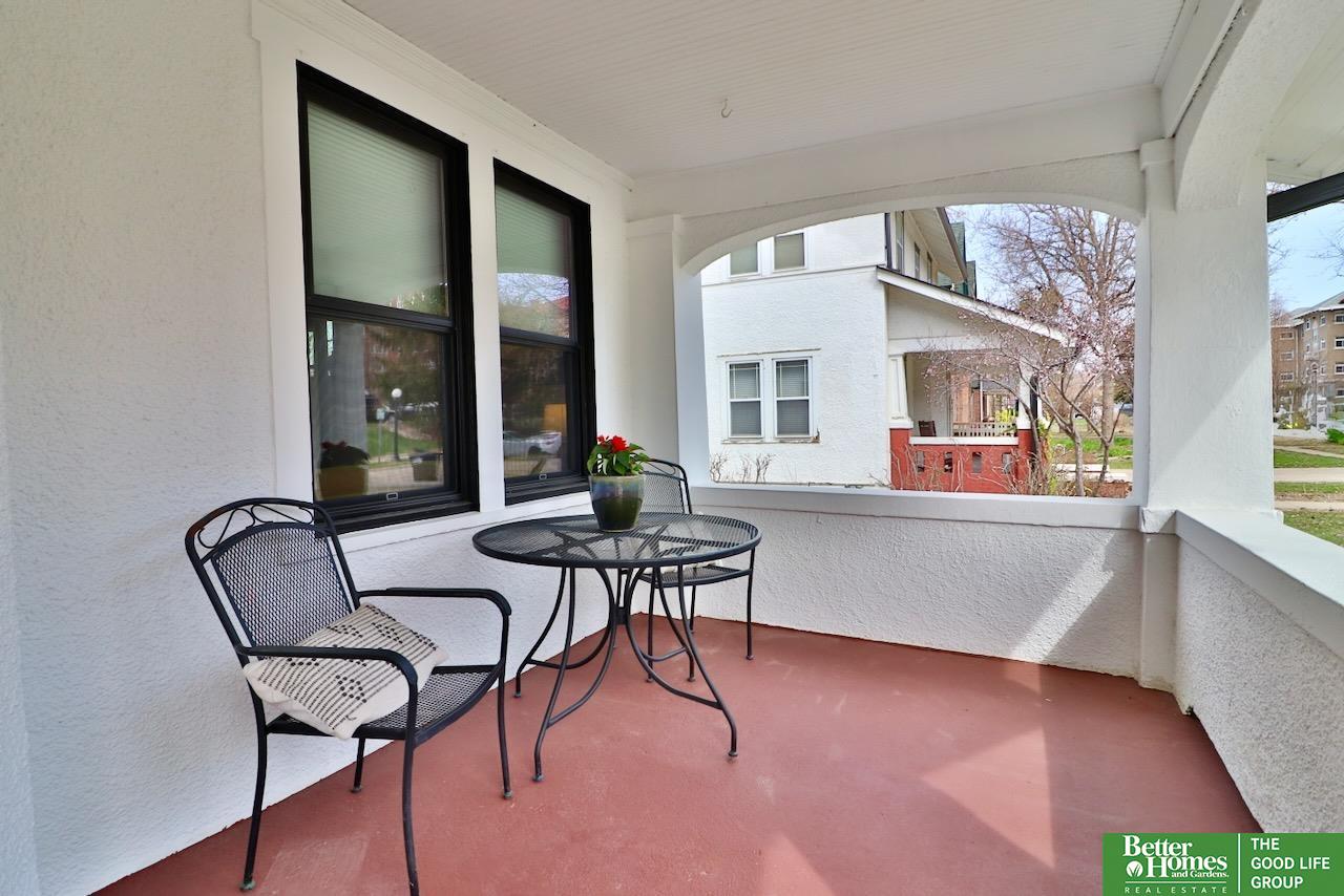 118 S 49th Avenue
